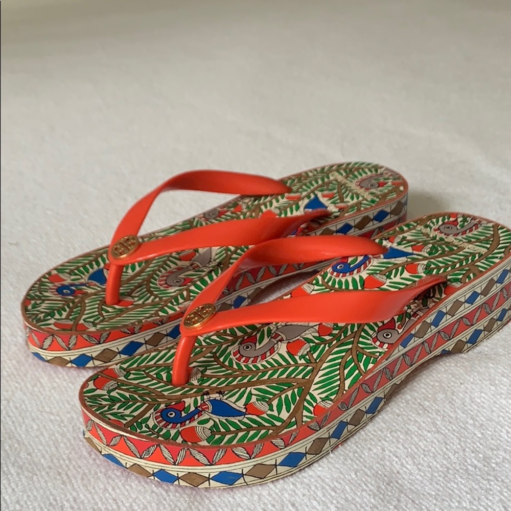Tory Burch Bestselling Wedge Flip Flop size 6